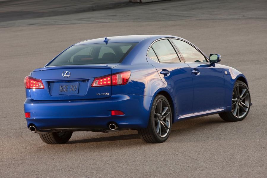  Lexus IS350 2011 года  (фото 38 из 39)